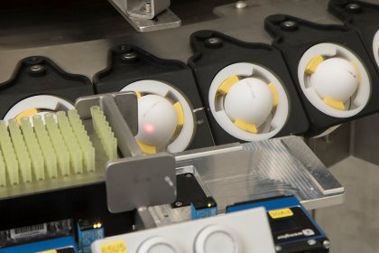 In-ovo technology, which enables male chicks to be identified within the egg during incubation, is preparing for market on a large scale. Photo: Koos Groenewold In-ovo technology, which enables male chicks to be identified within the egg during incubation, is preparing for market on a large scale. Photo: Koos Groenewold