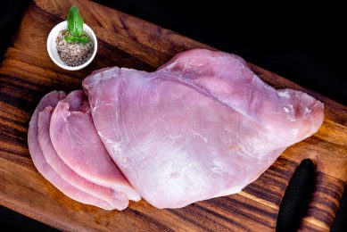 When buying poultry meat,  freshness  is an important factor for Columbian millennials. Photo: Eiliv-Sonas Aceron