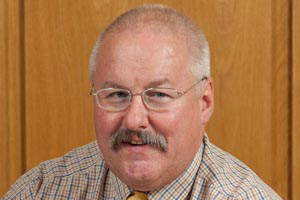 Broad breeding goals are essential for broiler welfare
