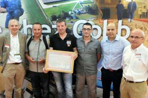 New Cobb flock award presented in France