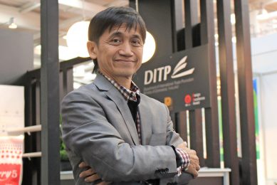 In whatever business Jumrat was active, he has always believed in the strength of cooperation, that is why he was involved in the foundation of various associations. Photo: Vincent ter Beek