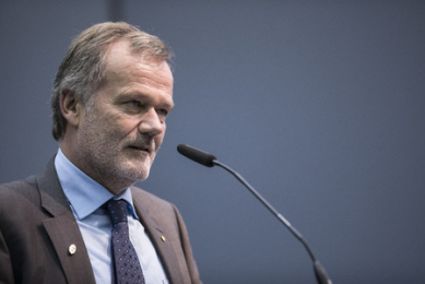 Dr Siegfried Moder President of the Federal Association of Practising Veterinarians (bpt), Frankfurt am Main speaking in Hannover. Photo: EuroTier