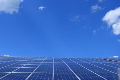 One of agriculture s most extensive solar and battery systems has been installed at a massive poultry farm in South Australia. Photo: andreas160578