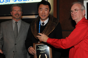 Dr Hongwei Xin awarded Industry Workhorse of the Year