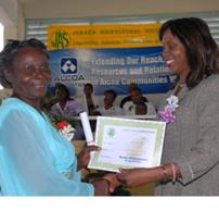 Small poultry farmers graduate