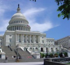 US poultry groups urge Obama to classify food inspectors as essential