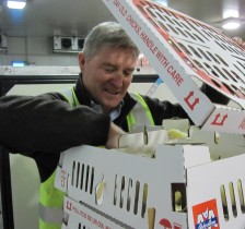 Aviagen Australia complete first grand parent breeder shipment to China