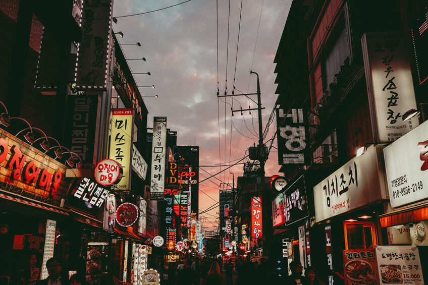 The Covid-19 vaccination rate in Korea is increasing, and chicken demand is rising with the resumption of more normal economic activity, including those in the eventing and hospitality sectors. Photo: Sava Bobov