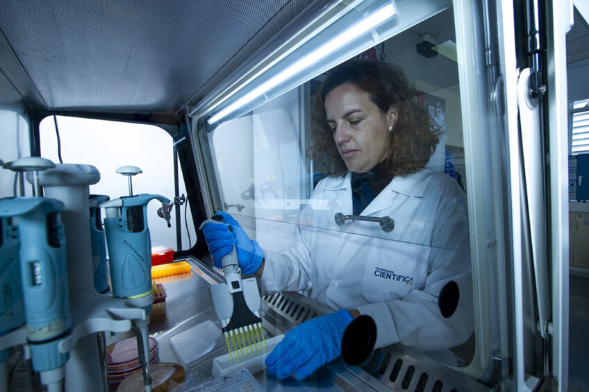 "We were taken by surprise to find that not only the resistance level was high, but also against colistin, the last treatment option, alerts Maria Pons, project leader and researcher at UCSUR. Photo: UCSUR