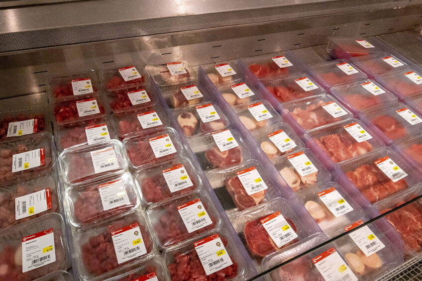 The USDA s Food Safety and Inspection Service is asking for feedback on a range of issues concerning cell-based meat. Photo: Roel Dijkstra