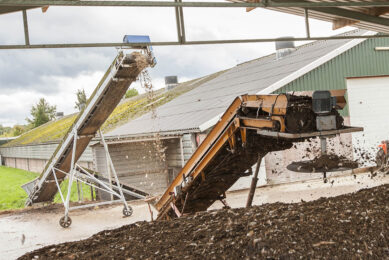 Using less “crude protein” together with phytase and protease enzymes give us options in increasing environmentally-acceptable manure application rates and potential for reducing ammonia release. Photo: Koos Groenewold