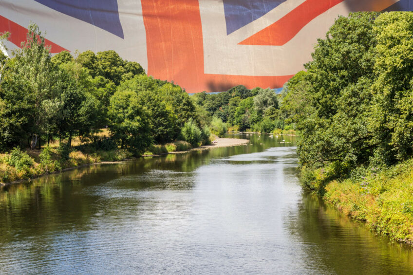 The findings of a report state that solutions must be found by the pig and poultry supply chains and by the government to support farmers to transition to a less polluting and more integrated pig and poultry system that will help clean up rivers in the UK and meet legally binding nature recovery and climate targets. Photo: Canva